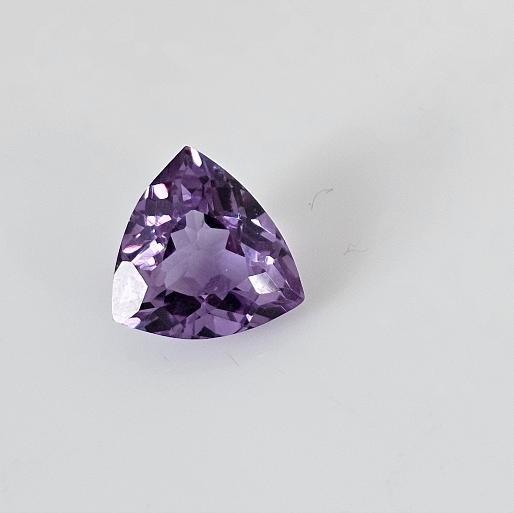 Alexandrite Loose Gemstone 5 Carat Purple To Blue.
